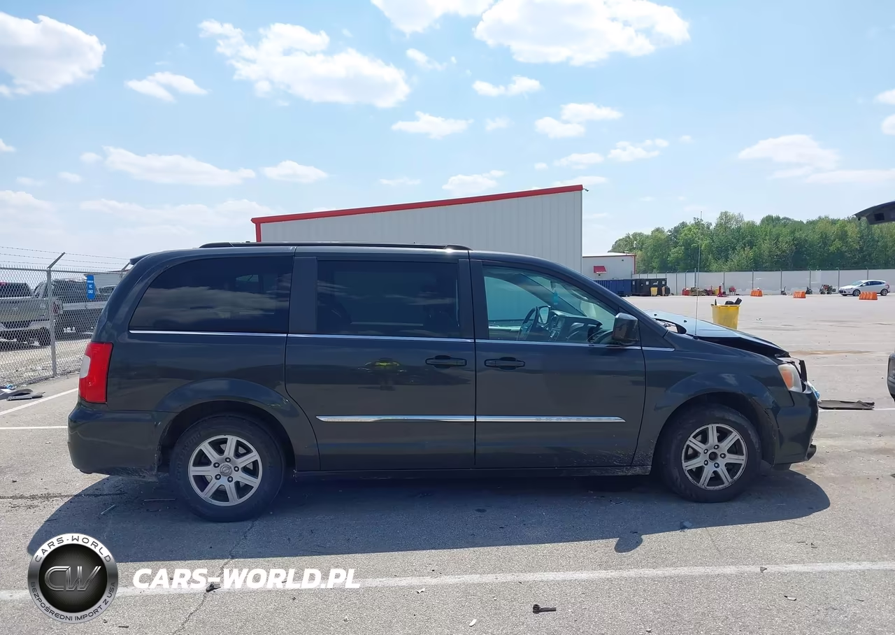 2011 Chrysler Town & Country Touring VIN:2A4RR5DG9BR701799 - 13