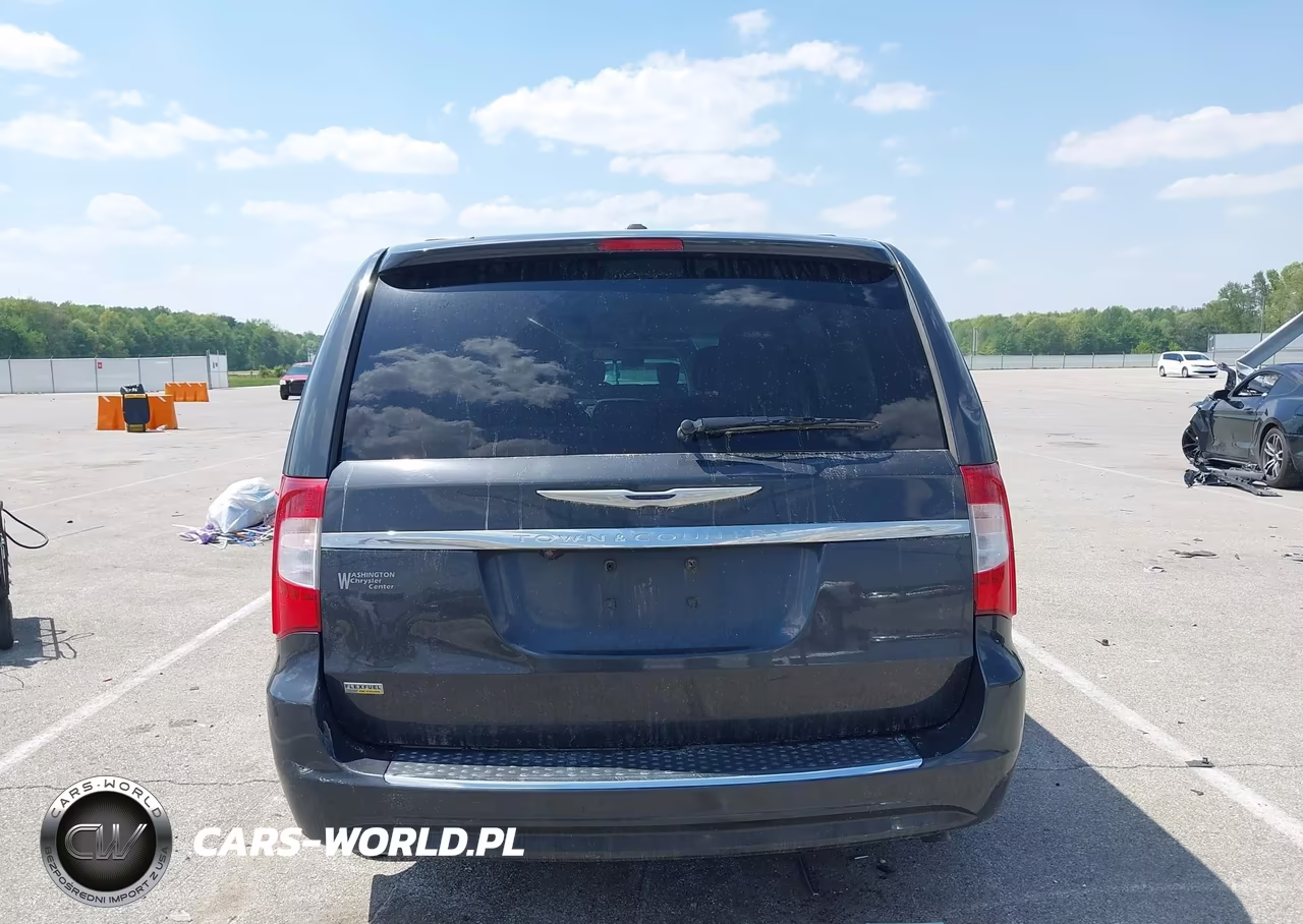2011 Chrysler Town & Country Touring VIN:2A4RR5DG9BR701799 - 16