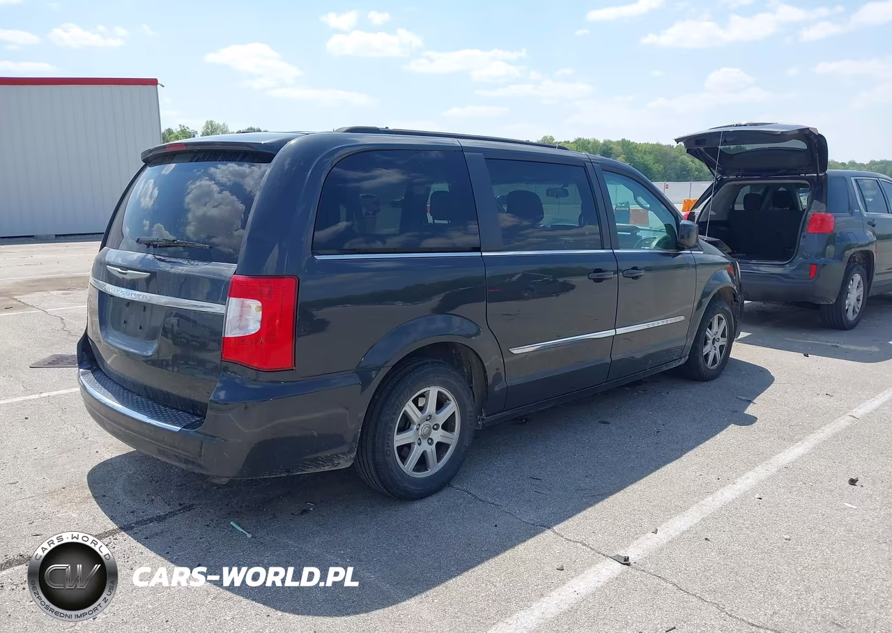 2011 Chrysler Town & Country Touring VIN:2A4RR5DG9BR701799 - 4