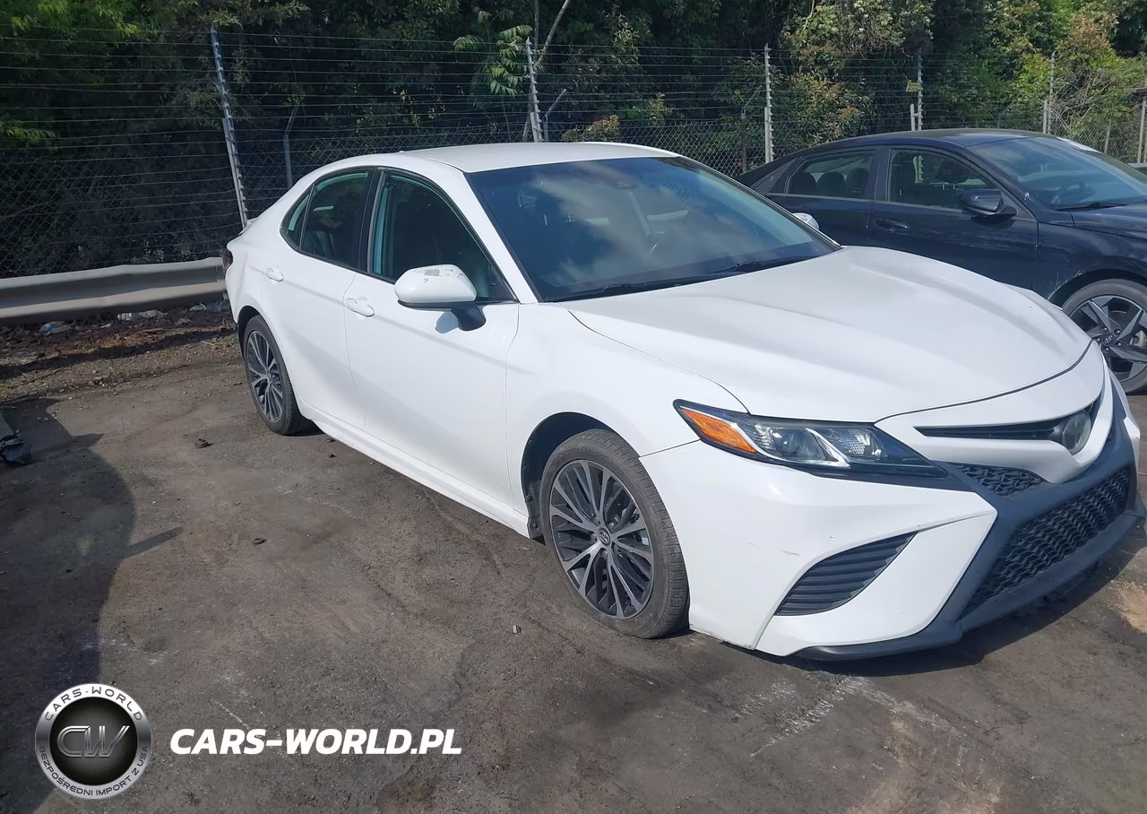 2019 Toyota Camry Se – zdjęcie 1 z 19