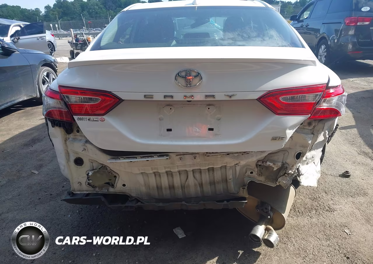 2019 Toyota Camry Se VIN:4T1B11HK8KU777258 - 17