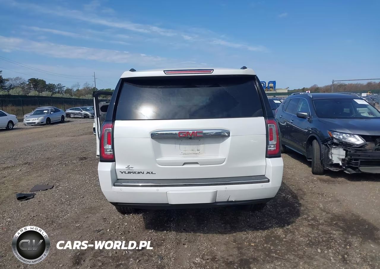 2019 GMC Yukon Xl Denali VIN:1GKS2HKJ5KR331957 - 16