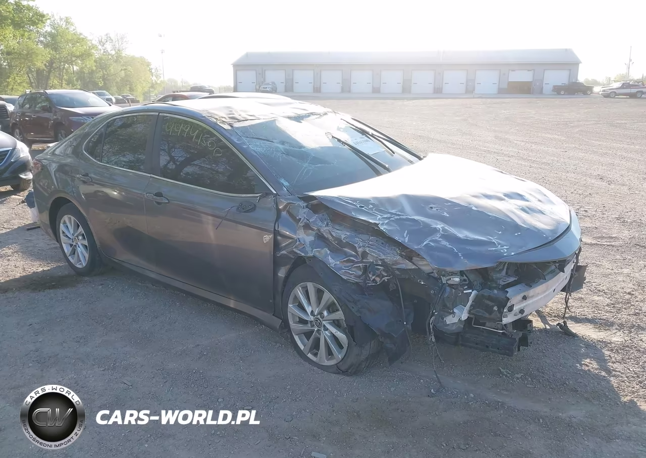 2023 Toyota Camry Le