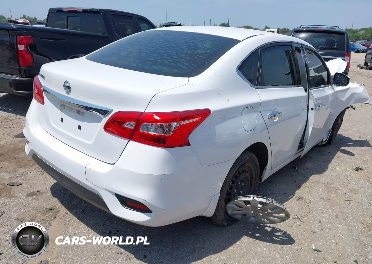 2019 Nissan Sentra S VIN:3N1AB7AP3KY446660 - 4
