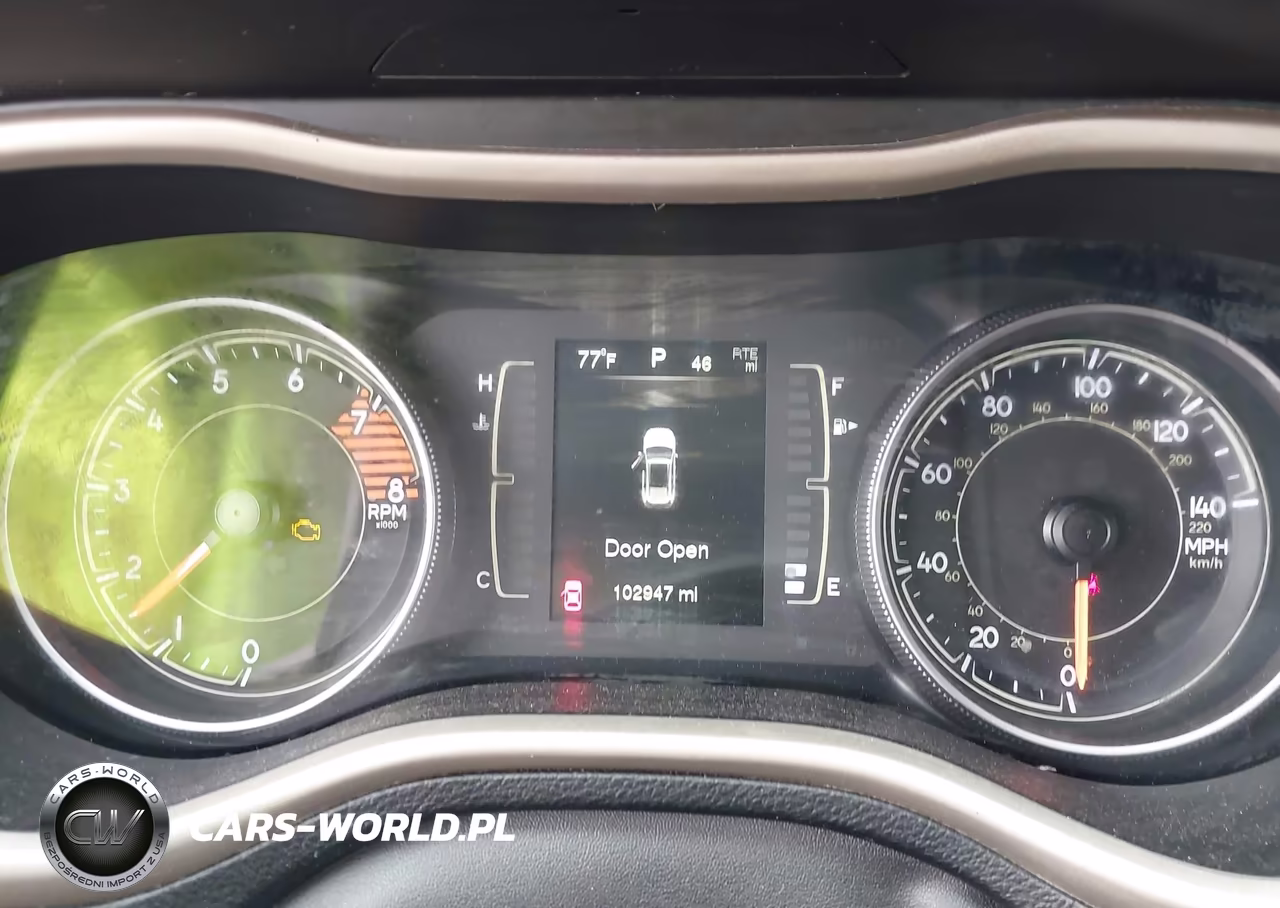 2016 Jeep Cherokee Latitude VIN:1C4PJLCS4GW178012 - 7
