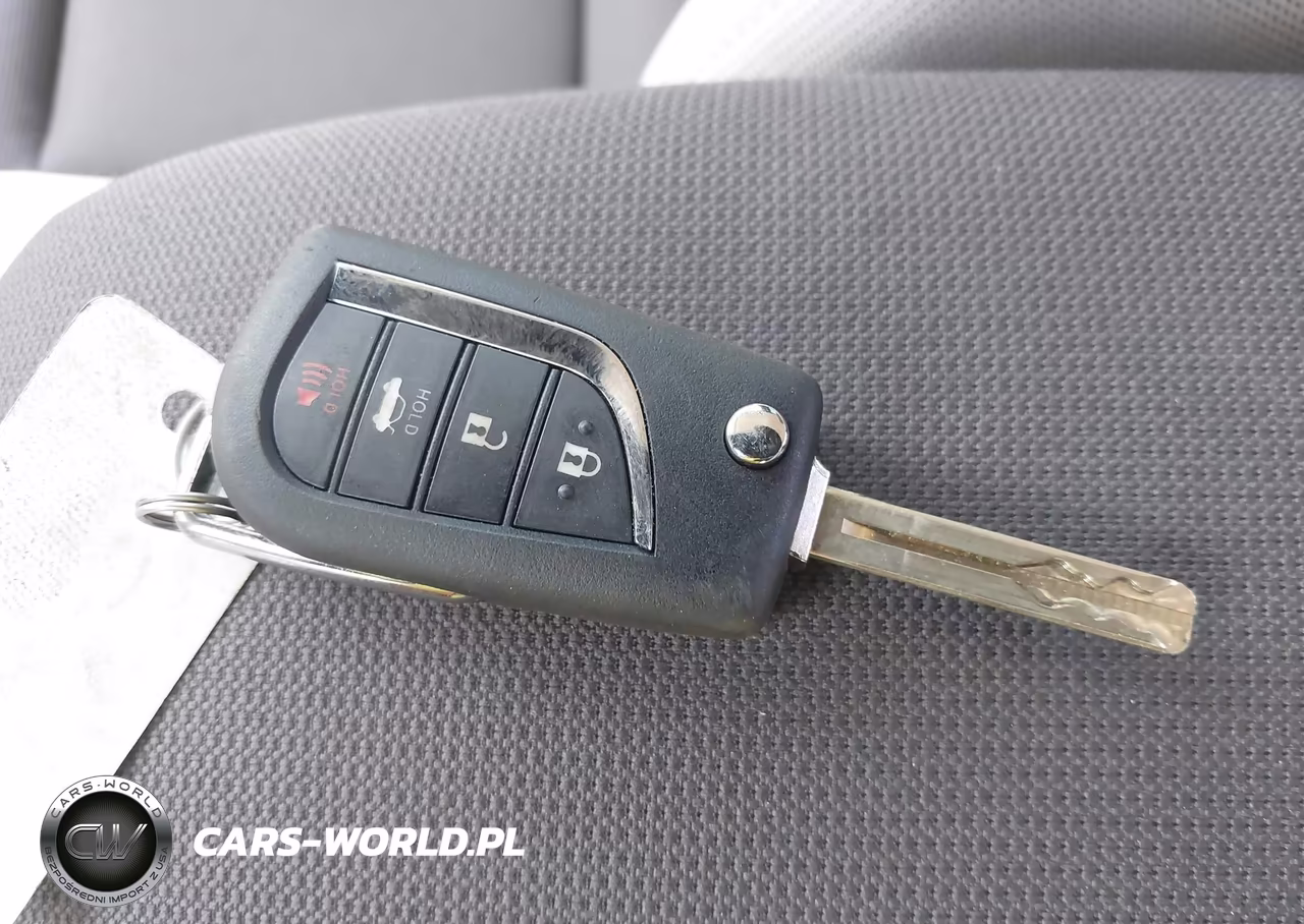 2026 Toyota Corolla Le VIN:5YFB4MDE6TP423282 - 11