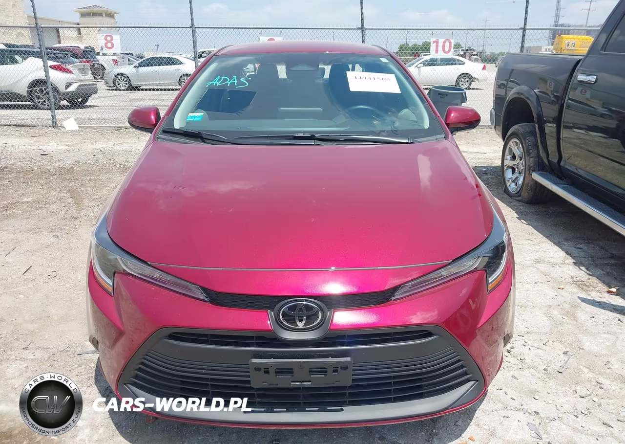 2026 Toyota Corolla Le VIN:5YFB4MDE6TP423282 - 13
