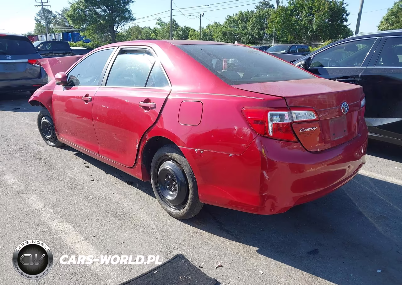 2014 Toyota Camry L VIN:4T4BF1FK2ER353816 - 3