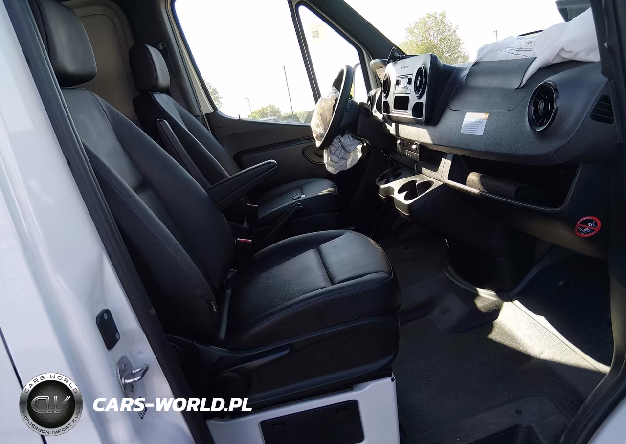 2025 Mercedes-Benz Sprinter 2500 High Roof 4-Cyl Diesel Ho VIN:W1Y4NCHY4ST217451 - 5