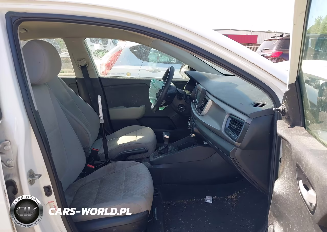 2018 Kia Rio Lx VIN:3KPA24AB2JE051160 - 5