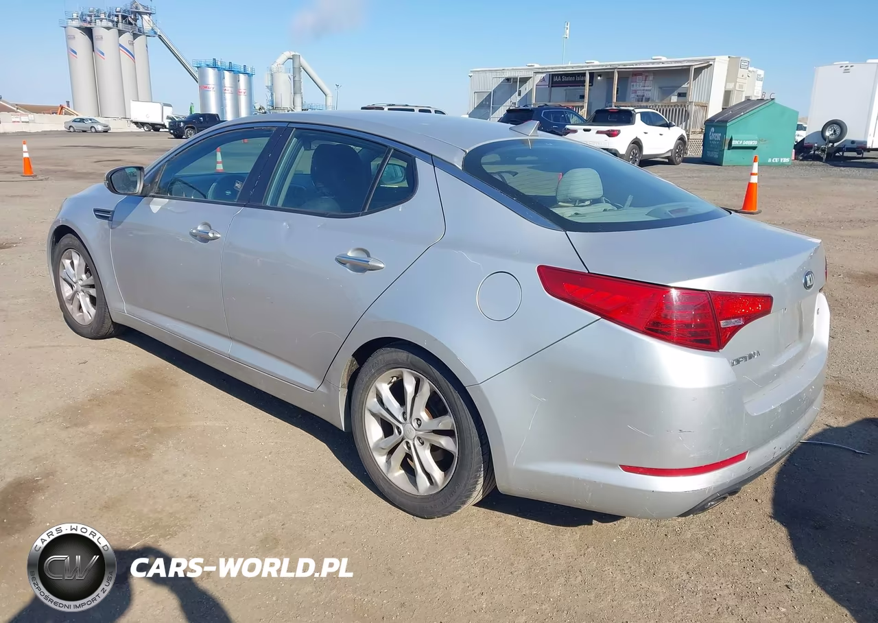 2013 Kia Optima Lx VIN:5XXGM4A79DG215578 - 3