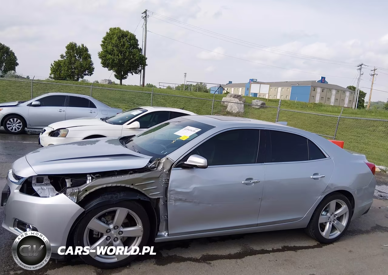 2015 Chevrolet Malibu 2Lz VIN:1G11G5SX4FF266675 - 15