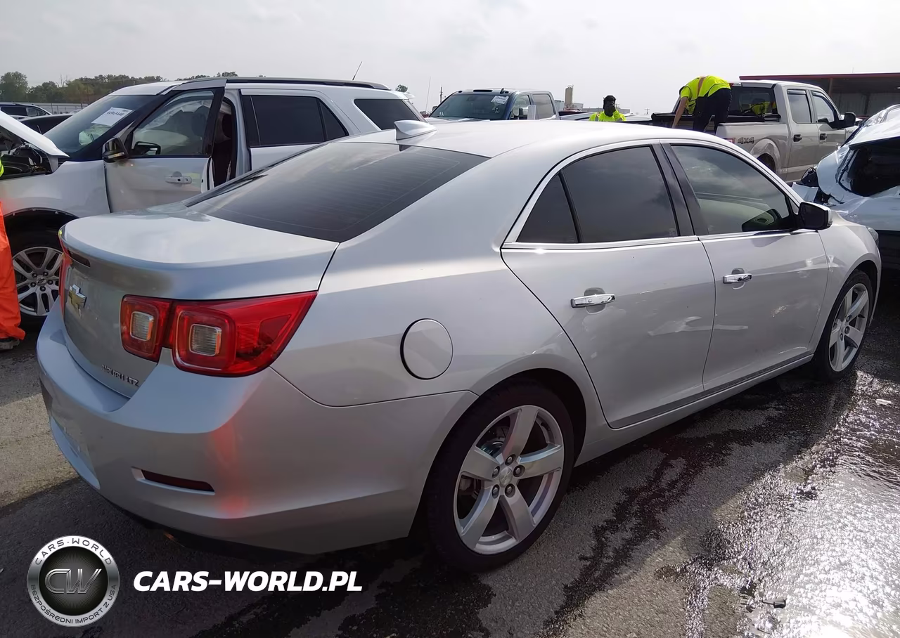 2015 Chevrolet Malibu 2Lz VIN:1G11G5SX4FF266675 - 4
