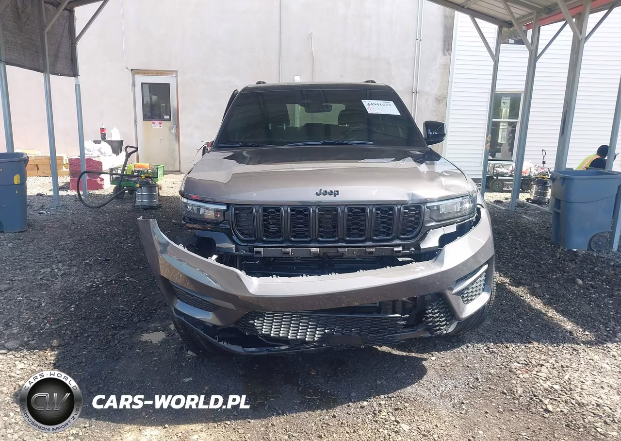 2025 Jeep Grand Cherokee Altitude X 4X4 VIN:1C4RJHAG5SC342348 - 12