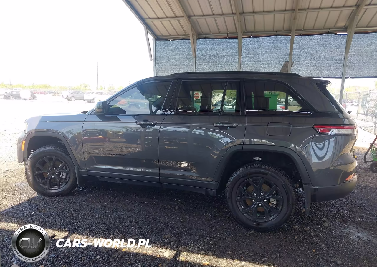 2025 Jeep Grand Cherokee Altitude X 4X4 VIN:1C4RJHAG5SC342348 - 14