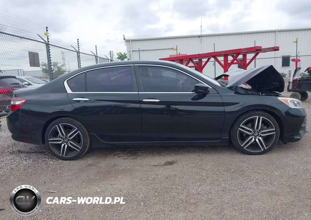2017 Honda Accord Sport VIN:1HGCR2F5XHA022709 - 14