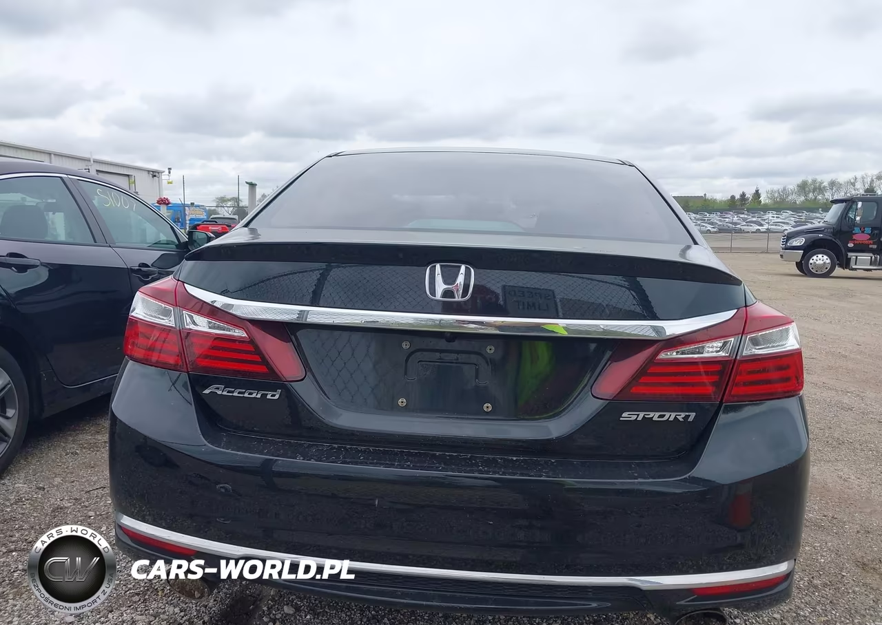 2017 Honda Accord Sport VIN:1HGCR2F5XHA022709 - 17