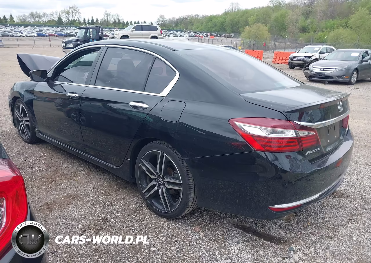 2017 Honda Accord Sport VIN:1HGCR2F5XHA022709 - 3