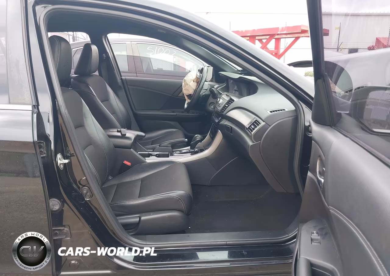 2017 Honda Accord Sport VIN:1HGCR2F5XHA022709 - 5