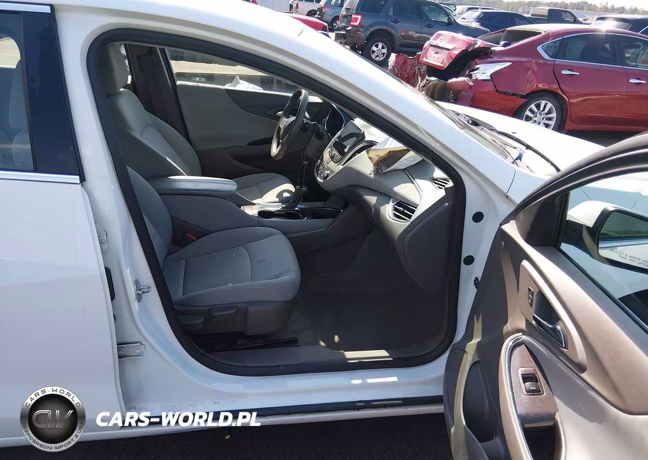 2018 Chevrolet Malibu Lt VIN:1G1ZD5ST6JF121610 - 5