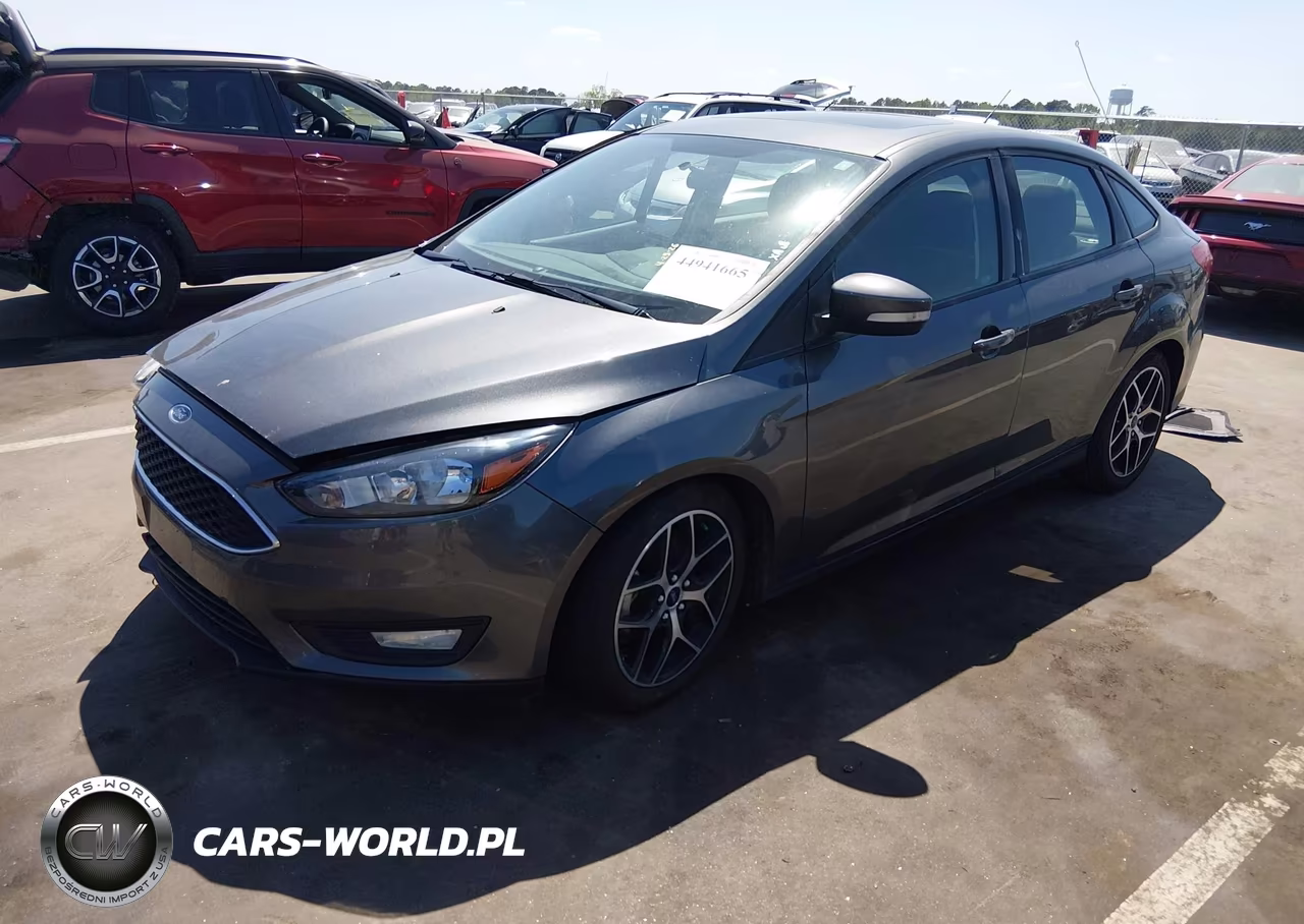 2017 Ford Focus Sel VIN:1FADP3H25HL256283 - 2