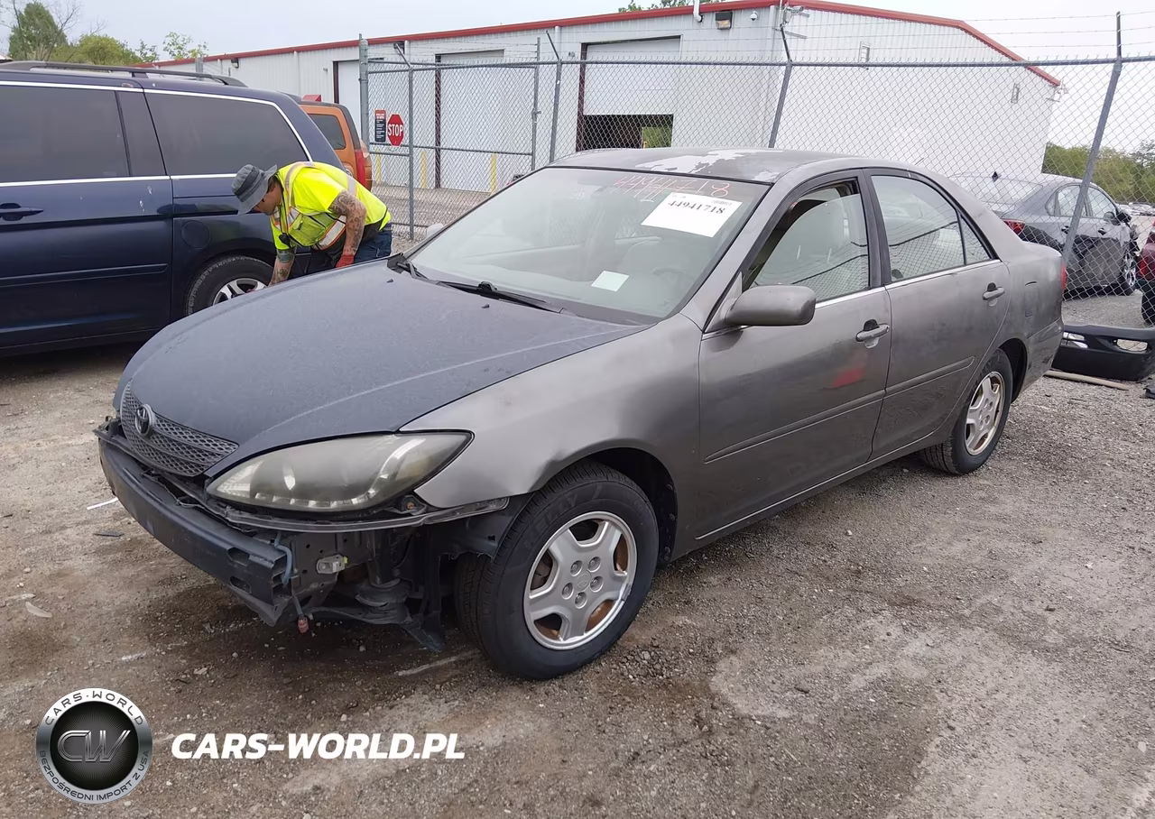 2002 Toyota Camry Le V6 VIN:4T1BF32KX2U517529 - 2