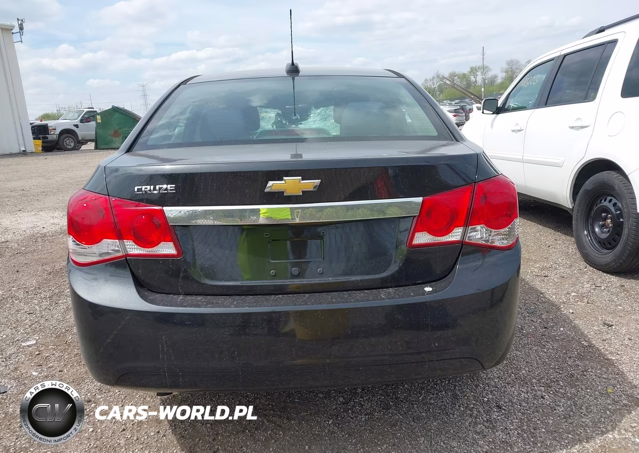 2016 Chevrolet Cruze Limited Ls Auto VIN:1G1PC5SH6G7111488 - 16