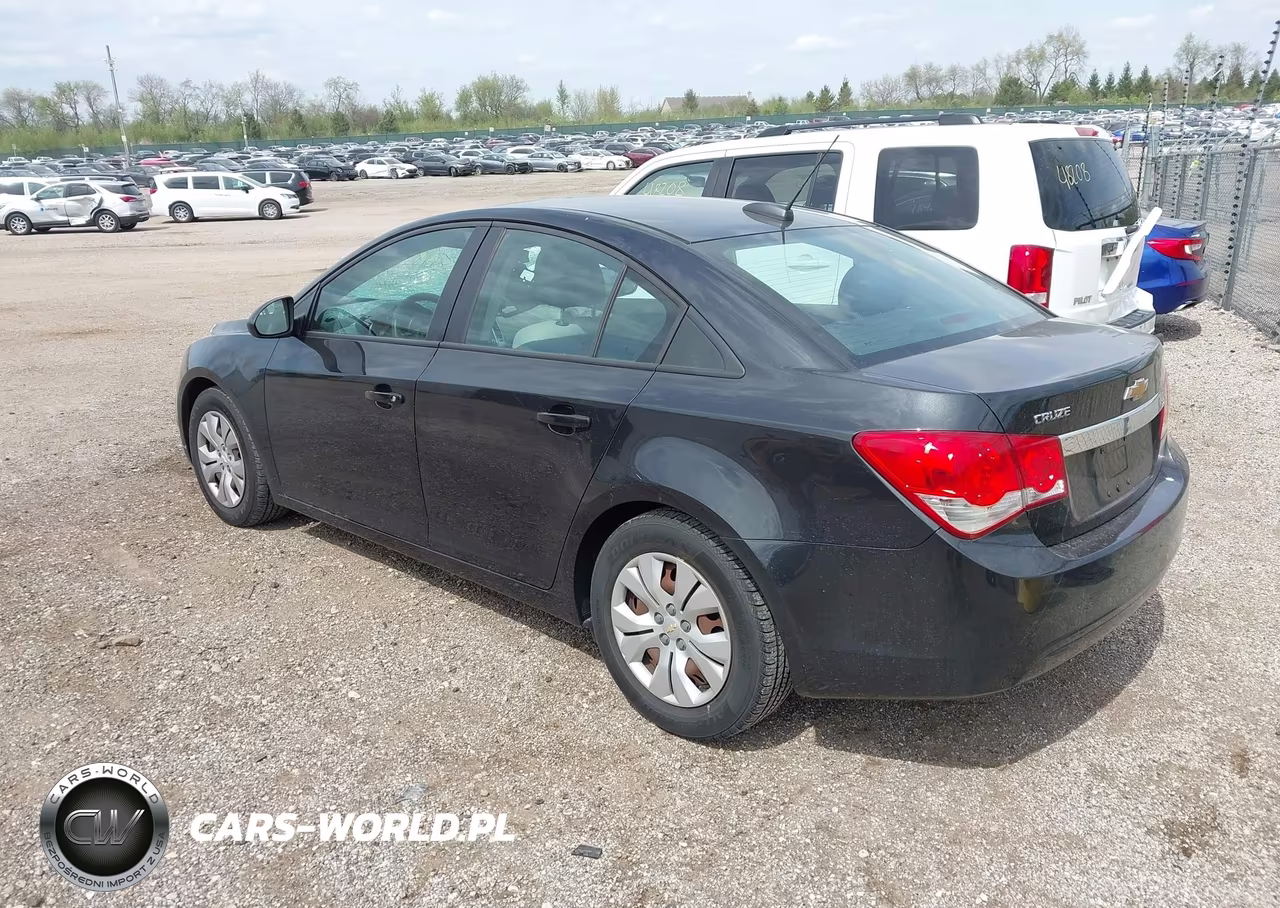 2016 Chevrolet Cruze Limited Ls Auto VIN:1G1PC5SH6G7111488 - 3