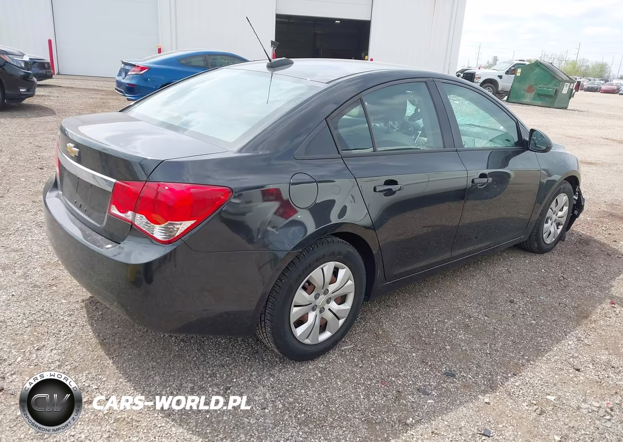 2016 Chevrolet Cruze Limited Ls Auto VIN:1G1PC5SH6G7111488 - 4