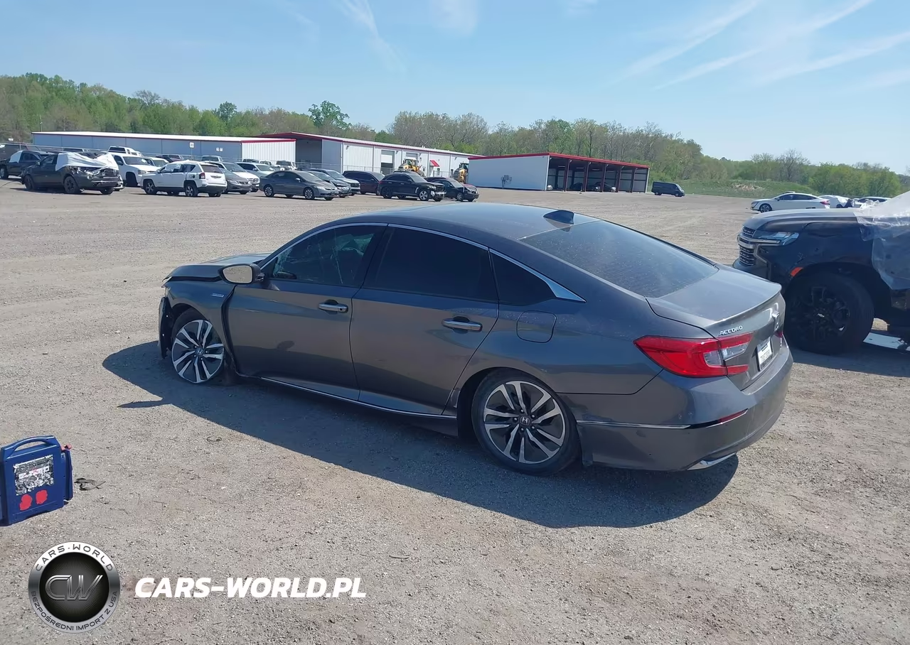 2020 Honda Accord Hybrid Touring VIN:1HGCV3F91LA009182 - 3
