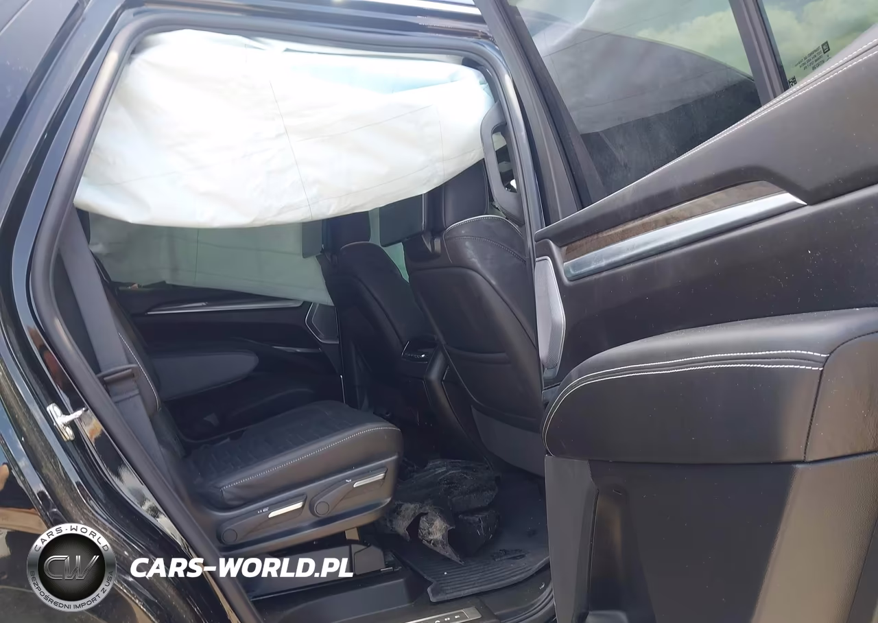 2025 Cadillac Escalade Sport Platinum VIN:1GYS9GRL7SR293554 - 8