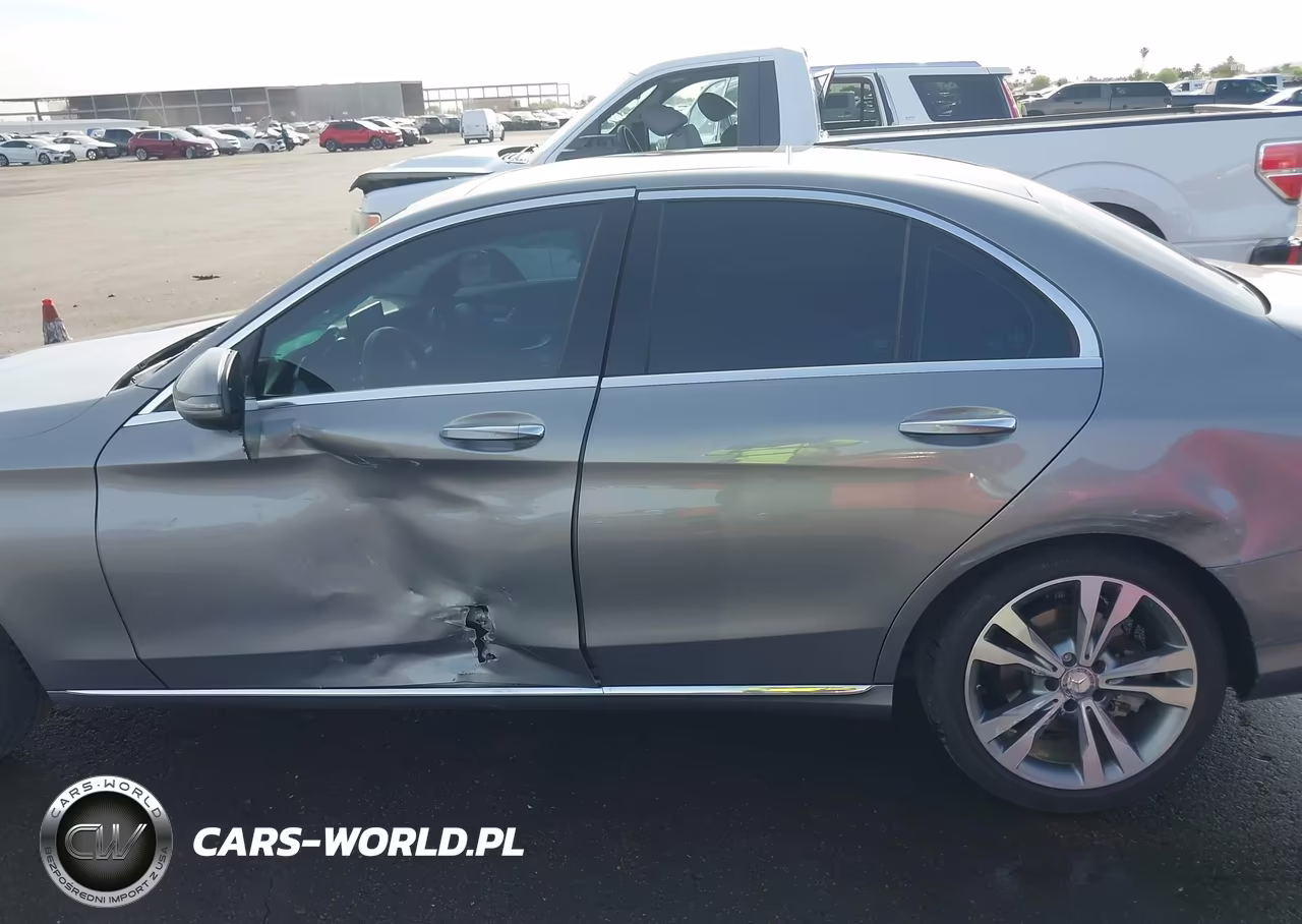 2016 Mercedes-Benz C 300 4Matic VIN:55SWF4KB9GU144932 - 14