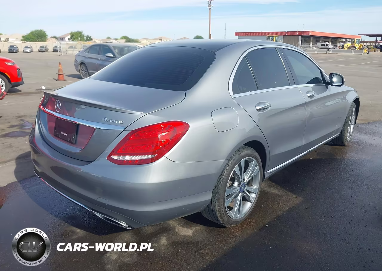 2016 Mercedes-Benz C 300 4Matic VIN:55SWF4KB9GU144932 - 4