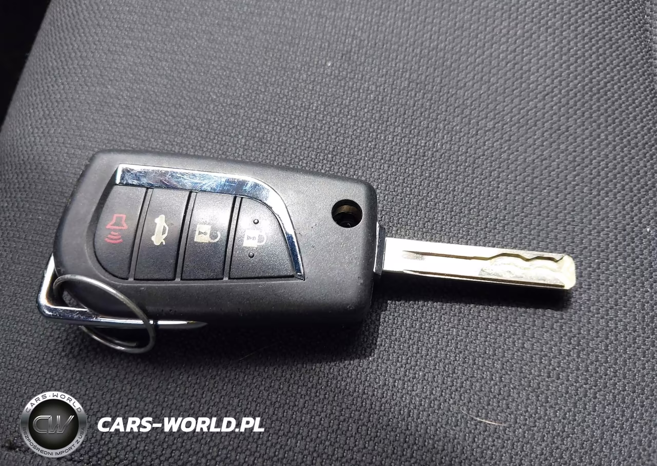 2020 Toyota Corolla Le VIN:5YFEPRAE2LP073154 - 11