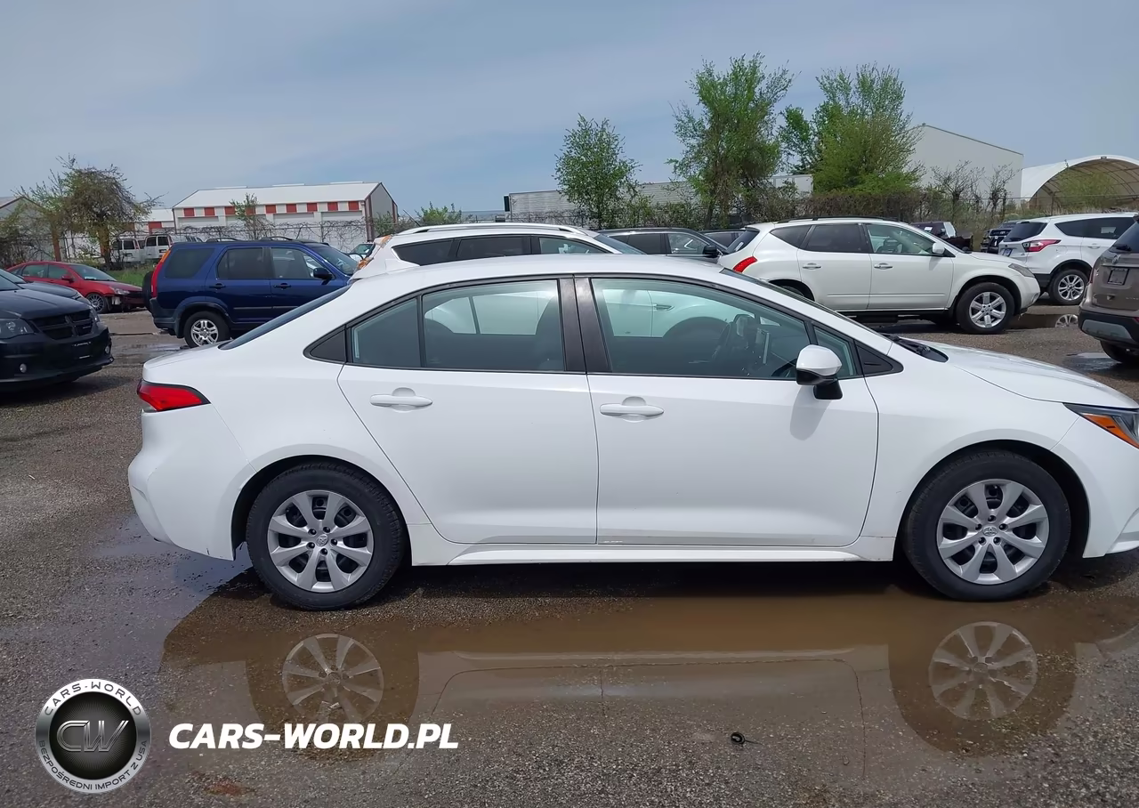2020 Toyota Corolla Le VIN:5YFEPRAE2LP073154 - 13