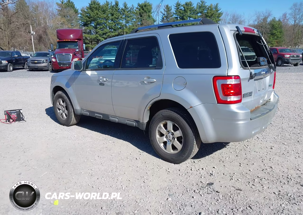 2010 Ford Escape Limited VIN:1FMCU9EGXAKB02614 - 3