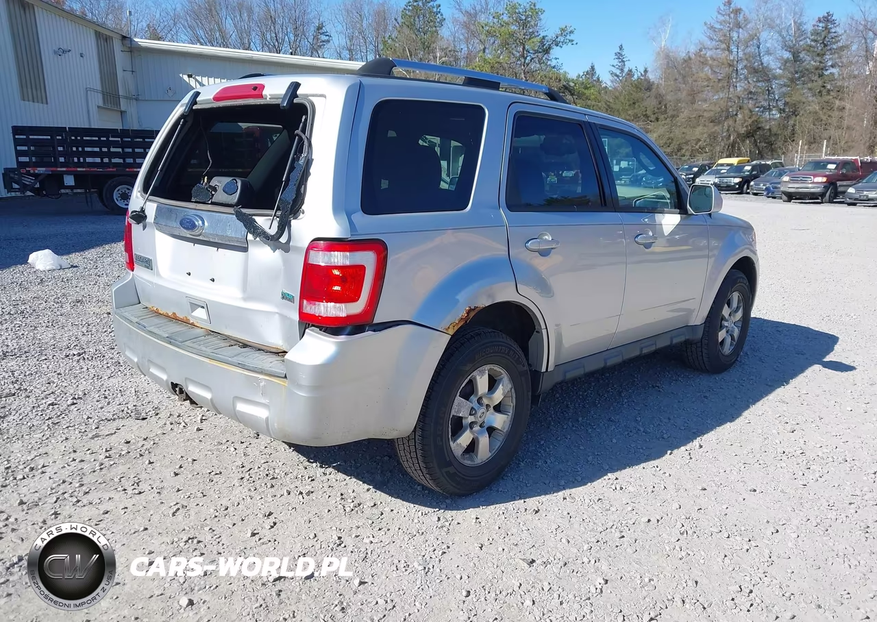 2010 Ford Escape Limited VIN:1FMCU9EGXAKB02614 - 4