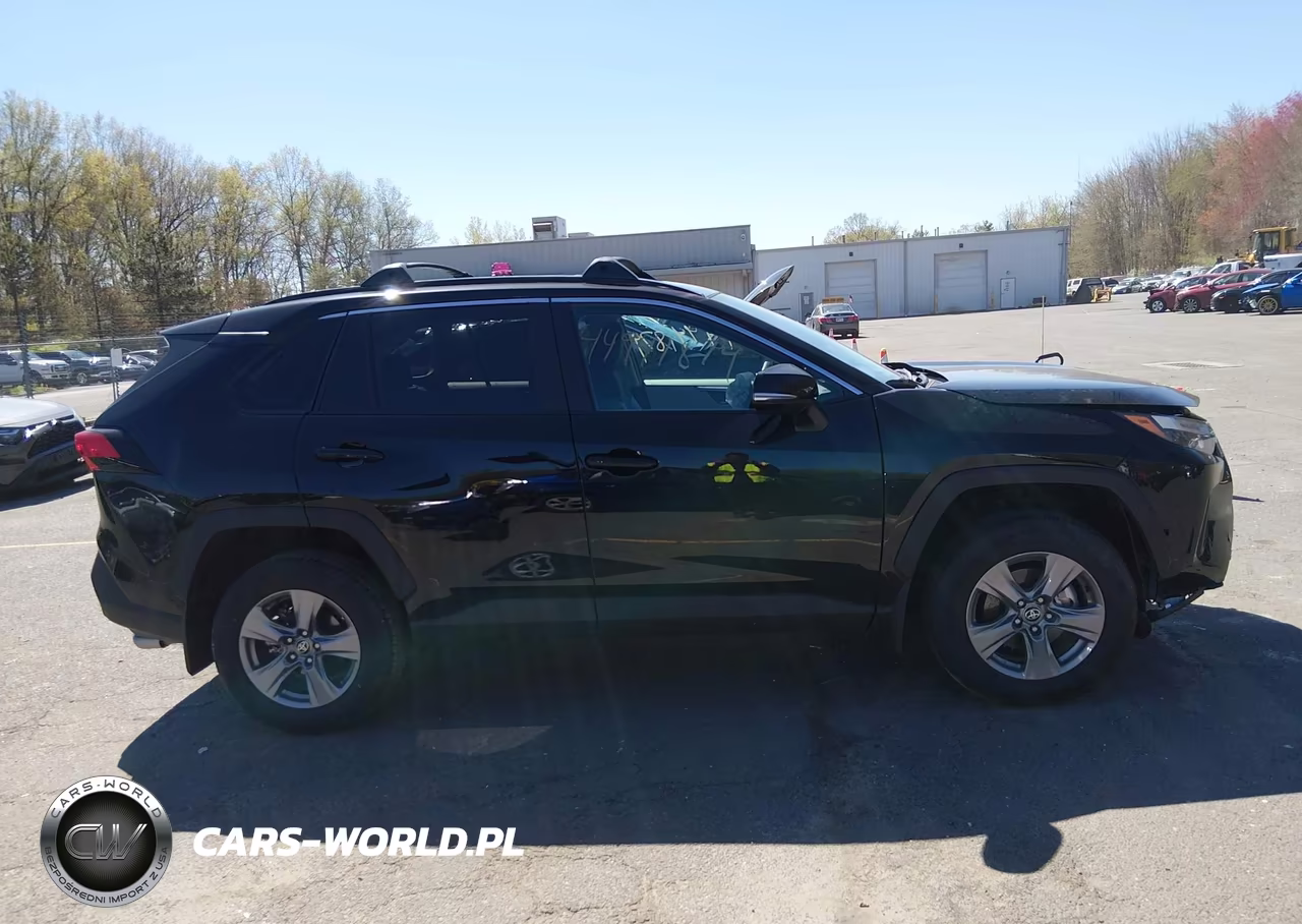 2025 Toyota Rav4 Xle VIN:2T3P1RFV9SC576947 - 13