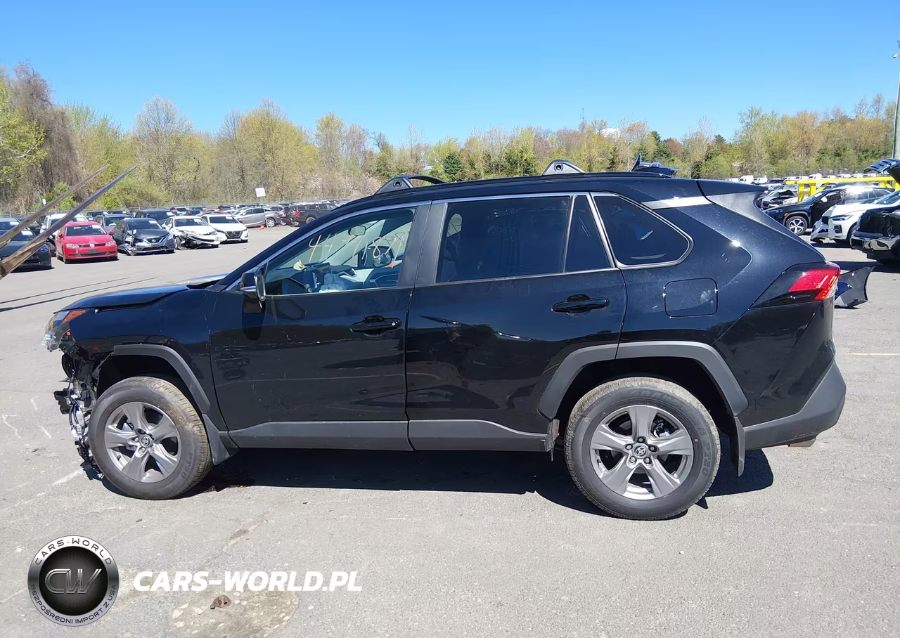 2025 Toyota Rav4 Xle VIN:2T3P1RFV9SC576947 - 14