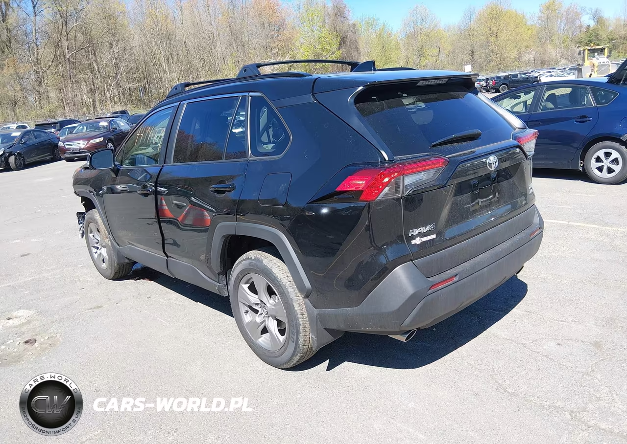 2025 Toyota Rav4 Xle VIN:2T3P1RFV9SC576947 - 3
