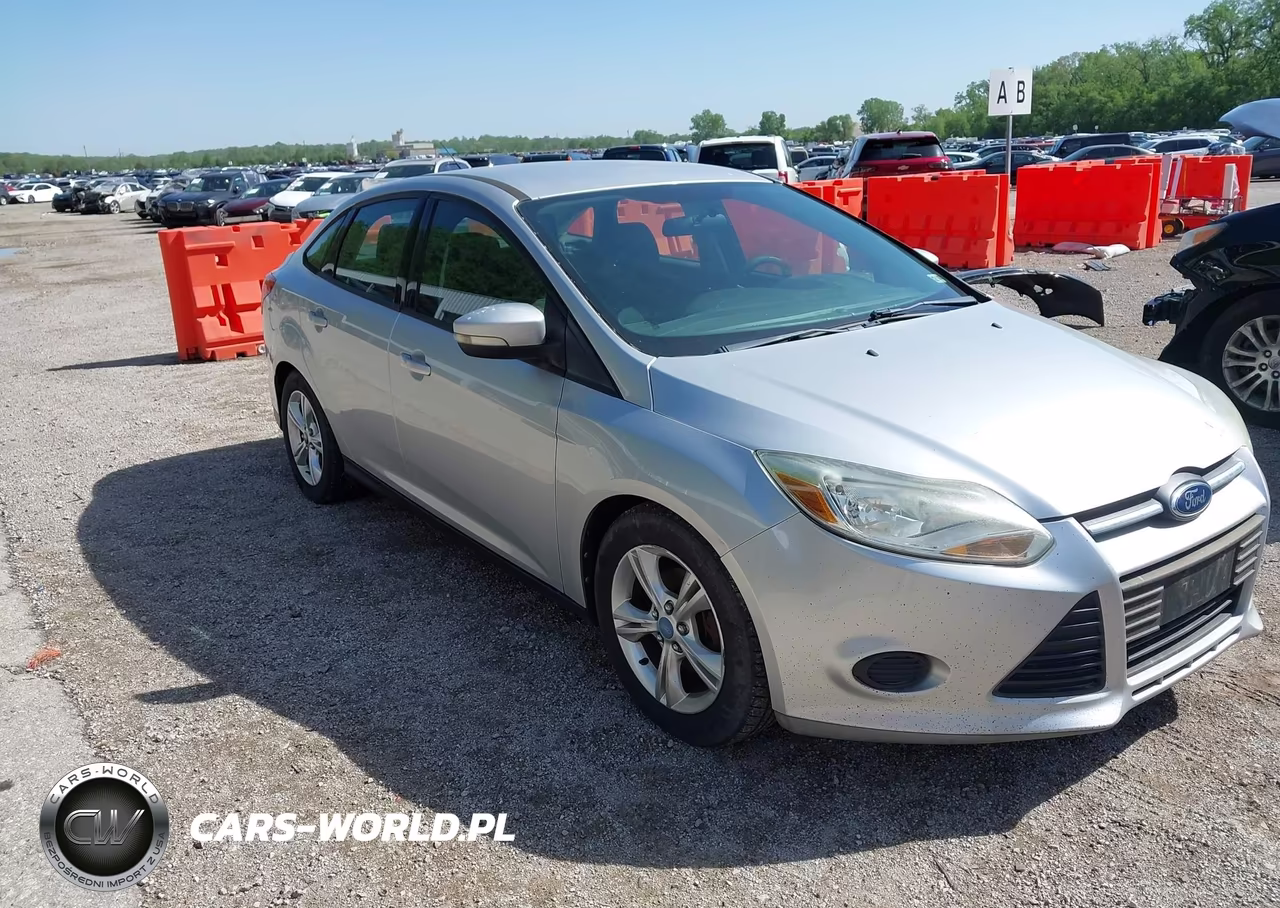 2014 Ford Focus Se VIN:1FADP3F2XEL104627 - 16
