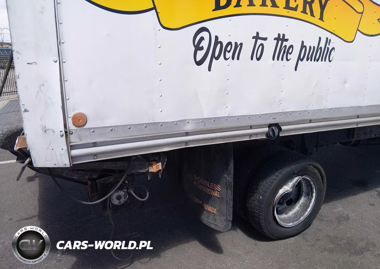 1997 Isuzu Npr VIN:4KLB4B1R4VJ002440 - 12