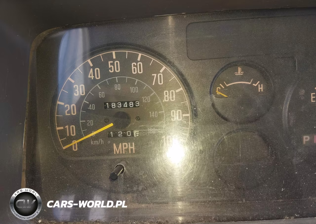 1997 Isuzu Npr VIN:4KLB4B1R4VJ002440 - 5
