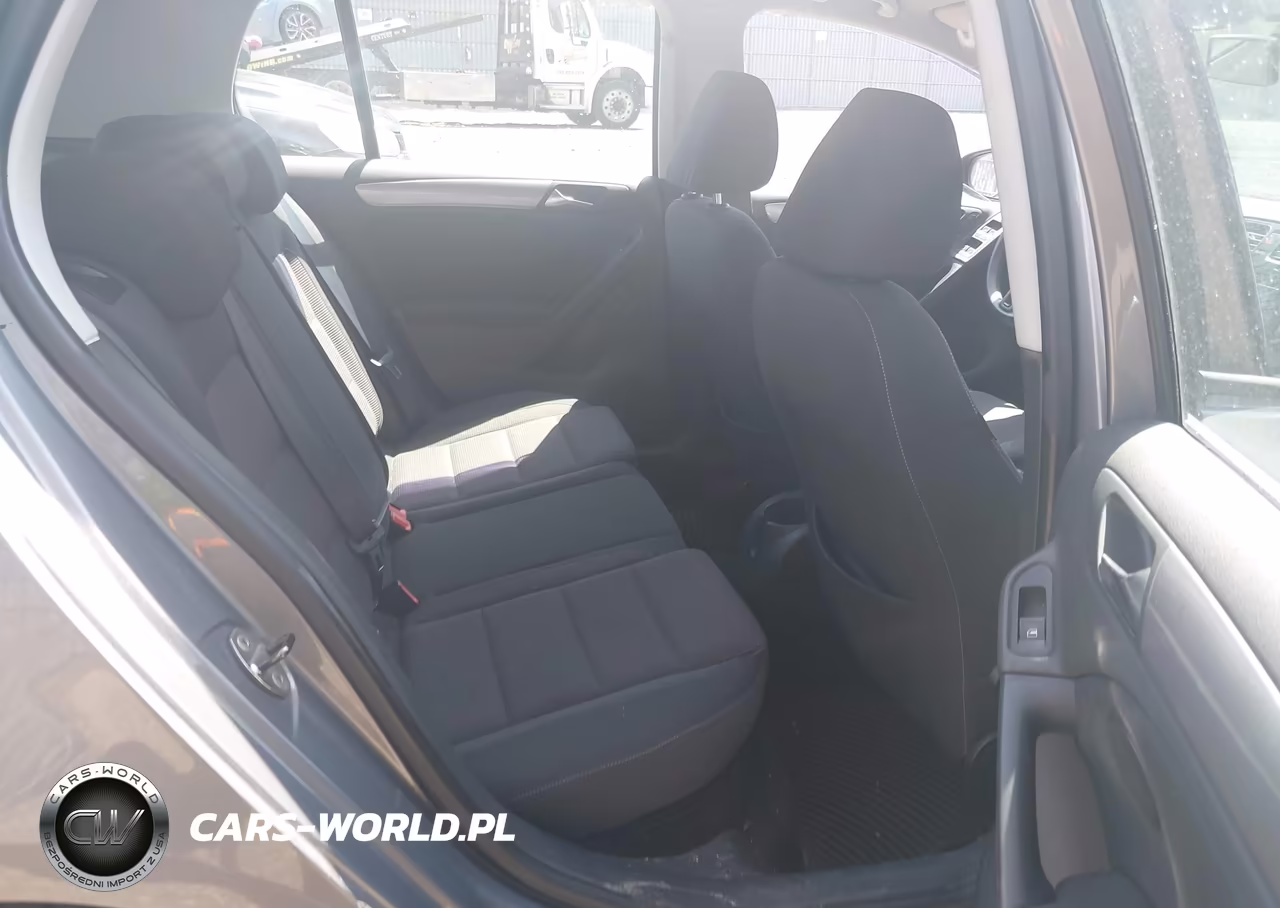 2010 Volkswagen Golf 4-Door VIN:WVWDB7AJXAW216948 - 8