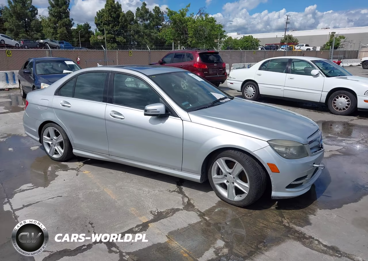 2011 Mercedes-Benz C 300 Sport