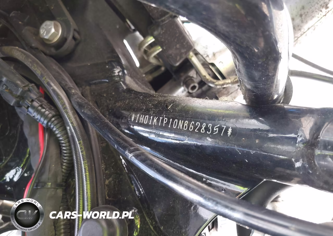 2022 Harley-Davidson Fltrxs VIN:1HD1KTP10NB628357 - 10