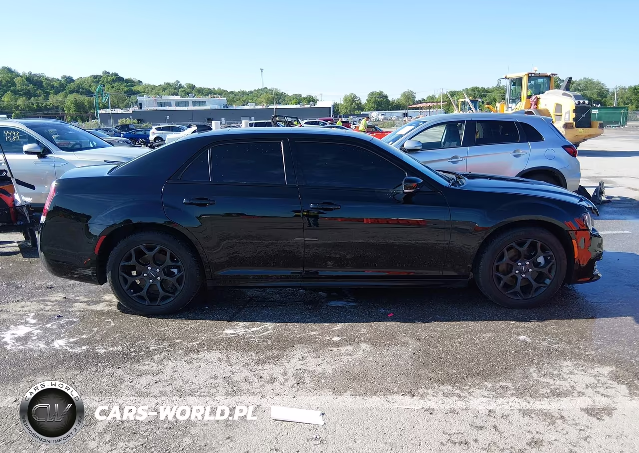 2023 Chrysler 300 Touring L Awd VIN:2C3CCASG9PH662058 - 13
