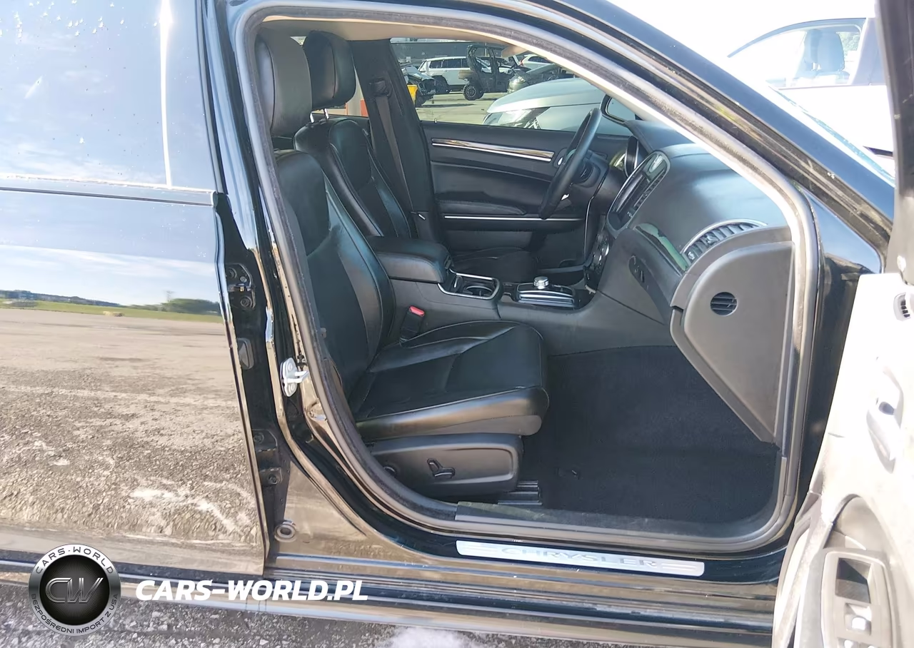 2023 Chrysler 300 Touring L Awd VIN:2C3CCASG9PH662058 - 5