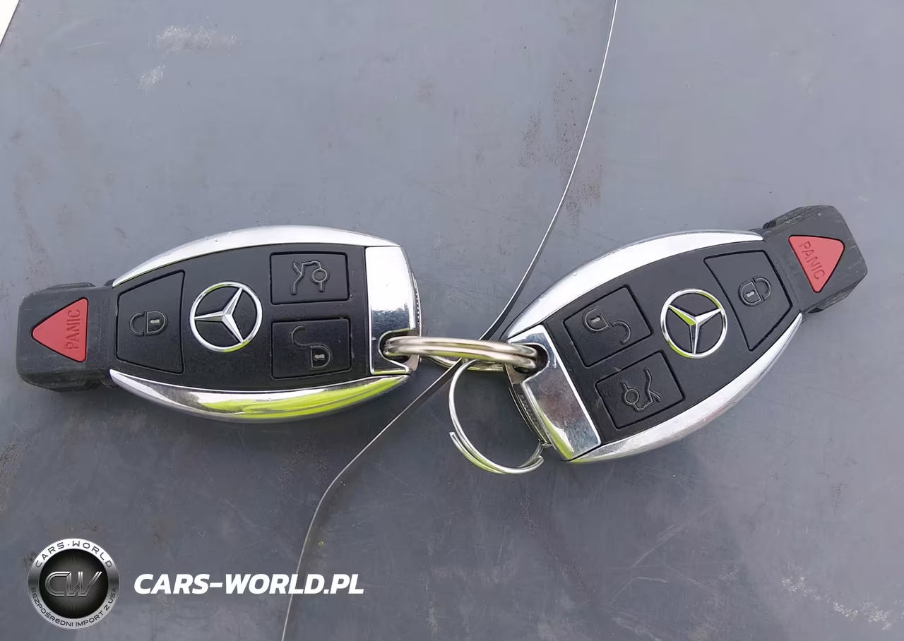 2012 Mercedes-Benz C 250 Sport VIN:WDDGF4HB3CA638127 - 11