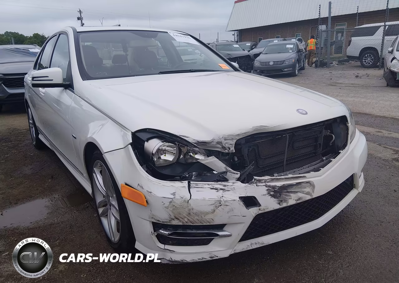 2012 Mercedes-Benz C 250 Sport VIN:WDDGF4HB3CA638127 - 6
